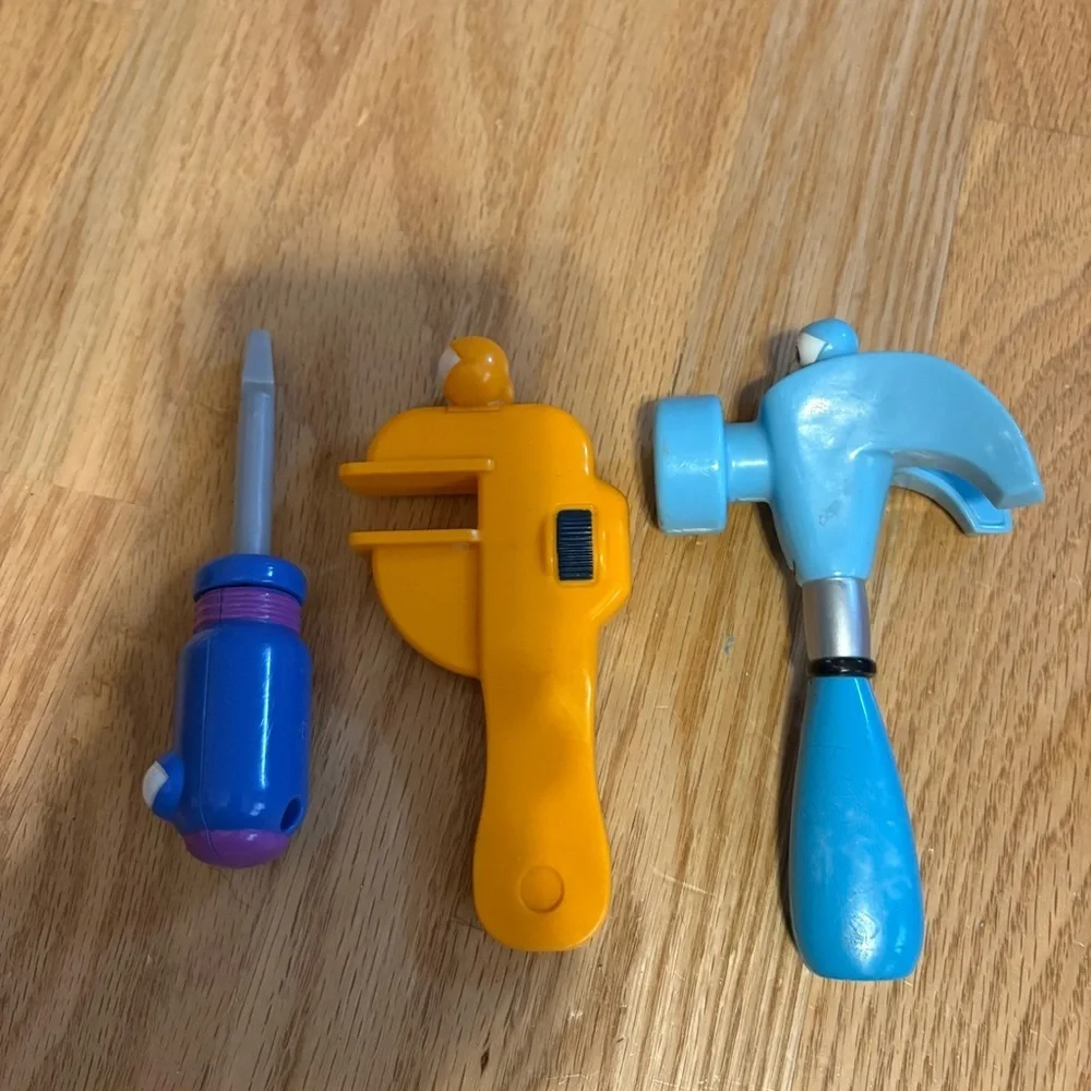 Vintage Handy Manny Tool Set Pat Hammer Wrench Screwdriver